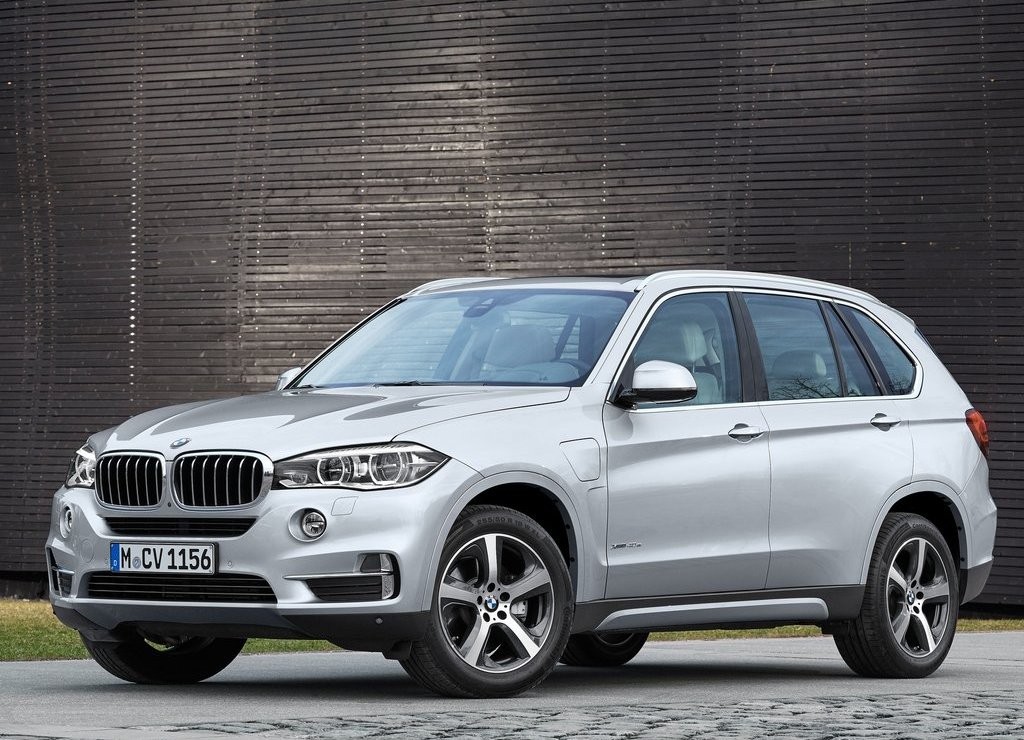 BMW APRESENTA OFICIALMENTE O X5 eDrive40e, foto 1
