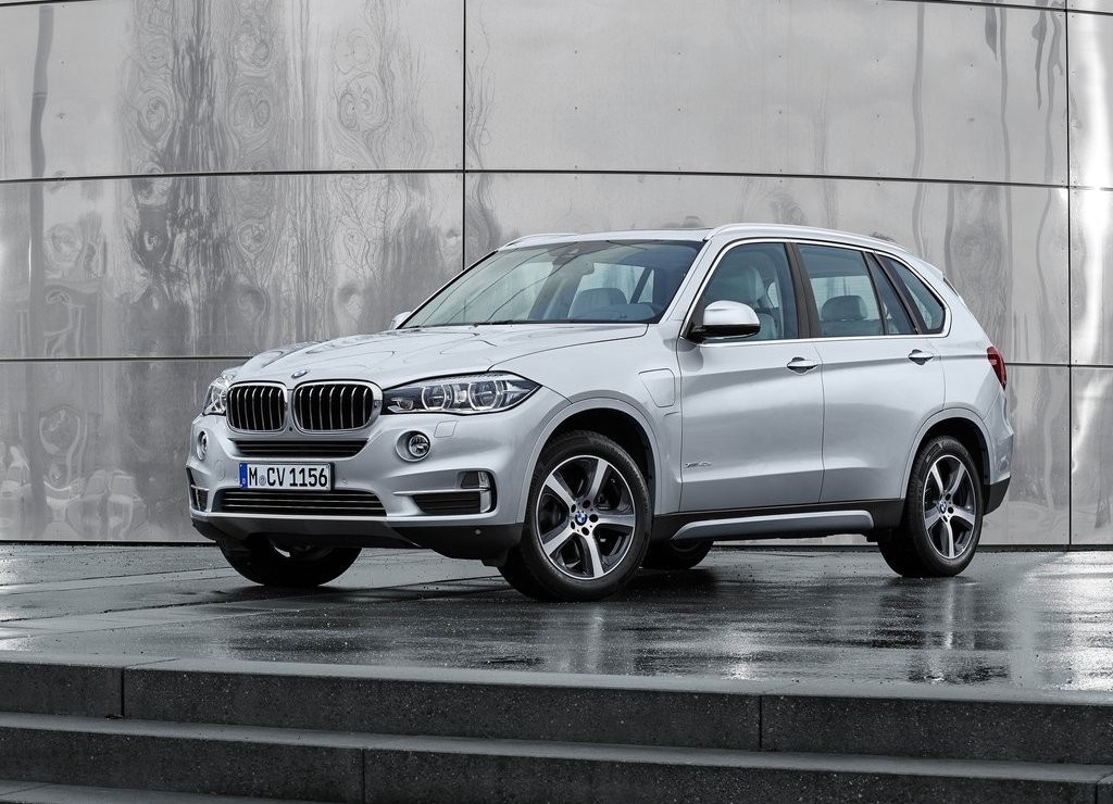 BMW APRESENTA OFICIALMENTE O X5 eDrive40e, foto 3
