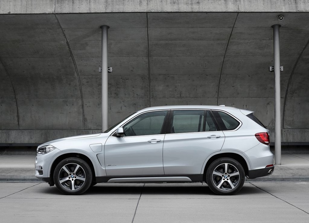 BMW APRESENTA OFICIALMENTE O X5 eDrive40e, foto 11