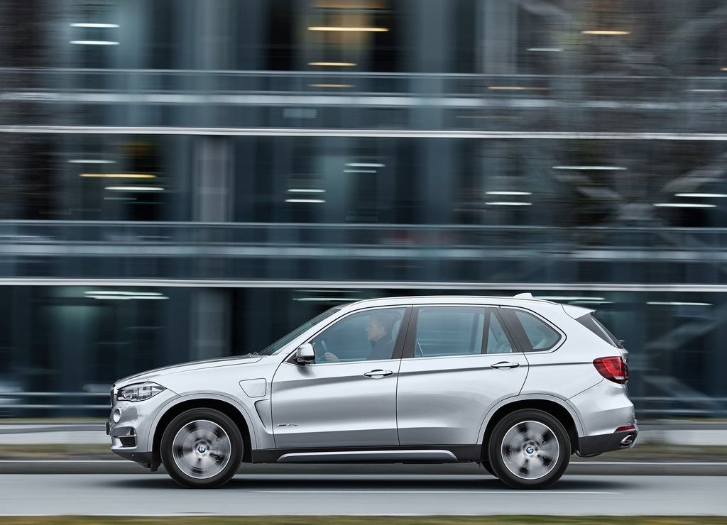 BMW APRESENTA OFICIALMENTE O X5 eDrive40e, foto 12