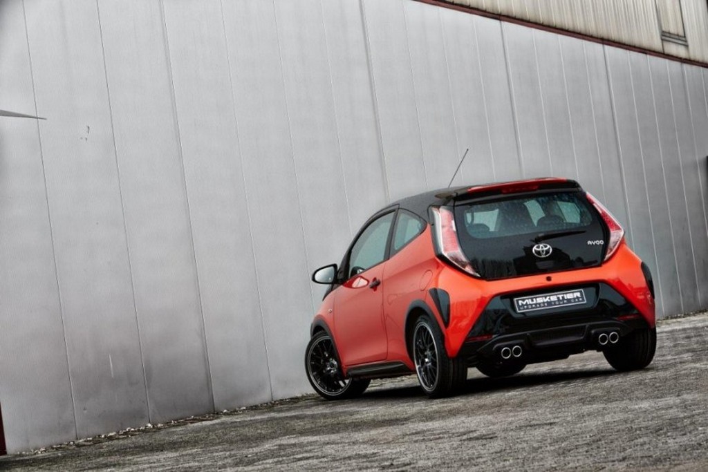 MUSKETIER MOSTRA PACOTE DE ESTILO PARA O TOYOTA AYGO, foto 8