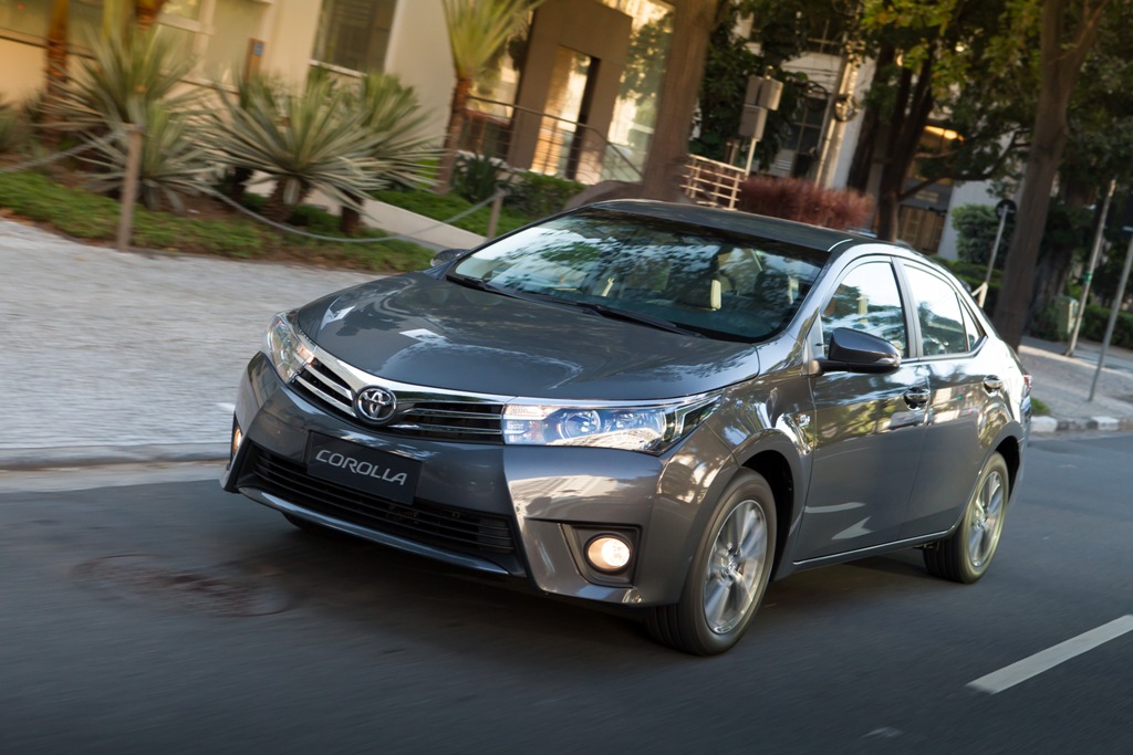 TOYOTA LANÇA NOVA VERSÃO GLi UPPER PARA LINHA COROLLA 2016, foto 2