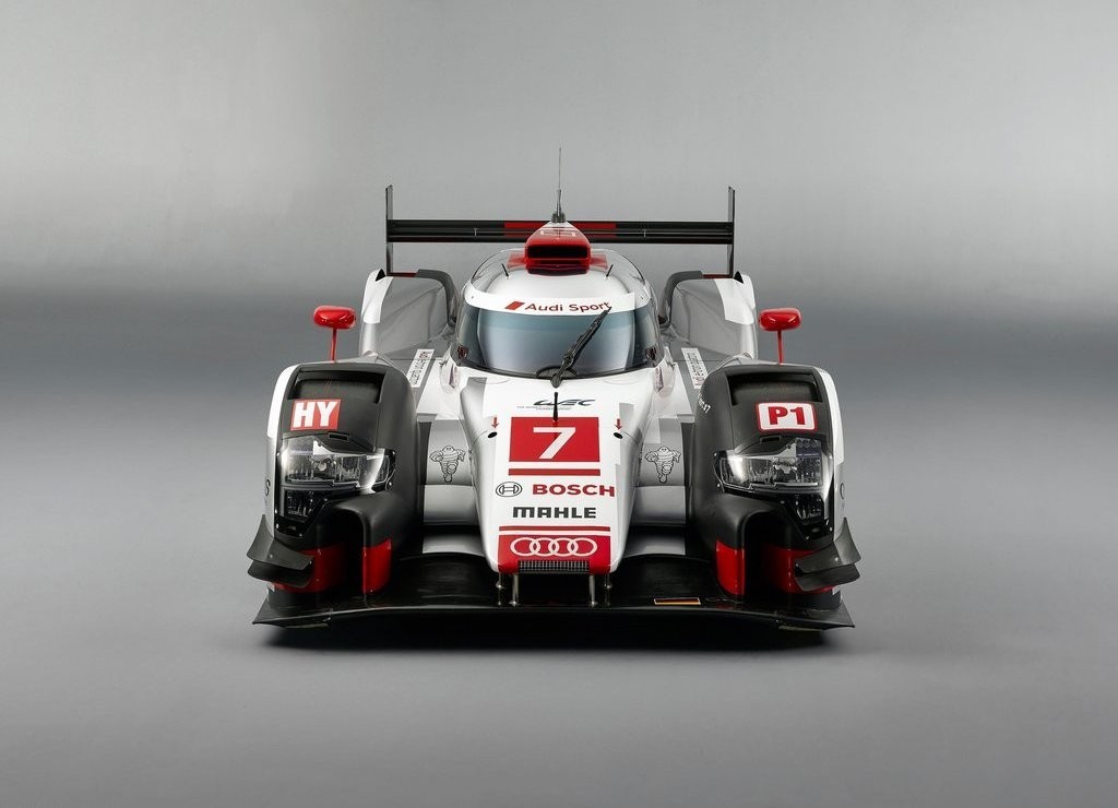 AUDI APRESENTA O R18 E-TRON QUATTRO PARA A TEMPORADA DE 2015, foto 6