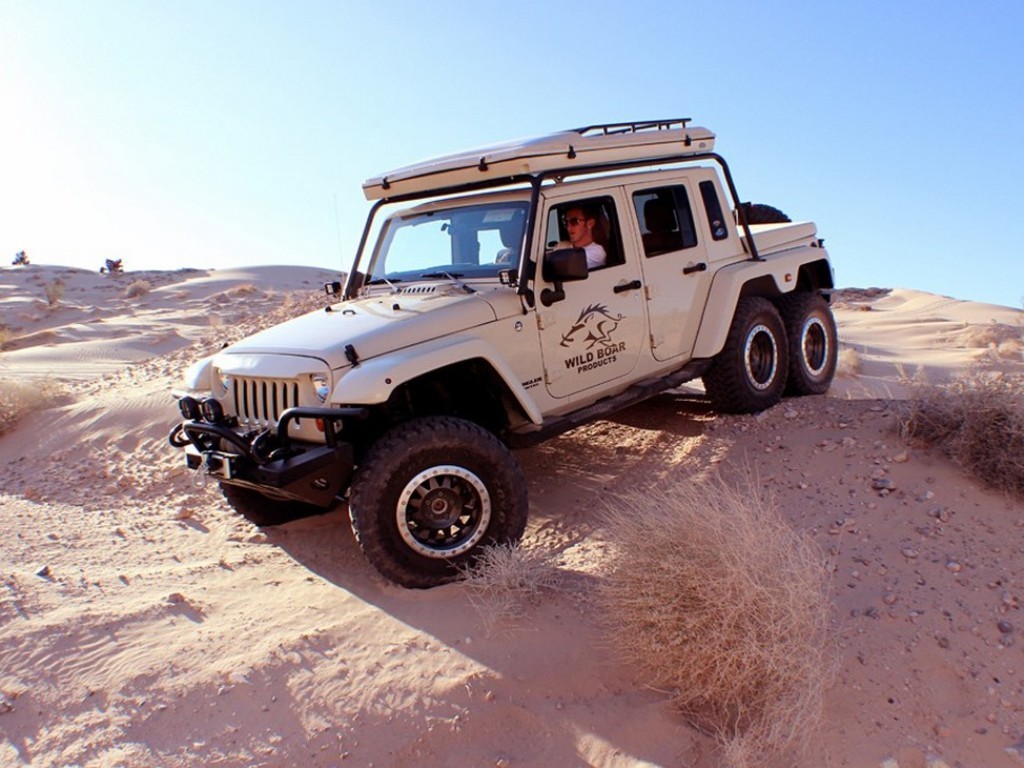 TYRANT MOTORWORKS MOSTRA JEEP WRANGLER PICK-UP 6X6, foto 1