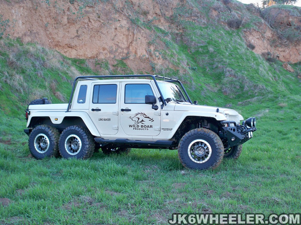 TYRANT MOTORWORKS MOSTRA JEEP WRANGLER PICK-UP 6X6, foto 6