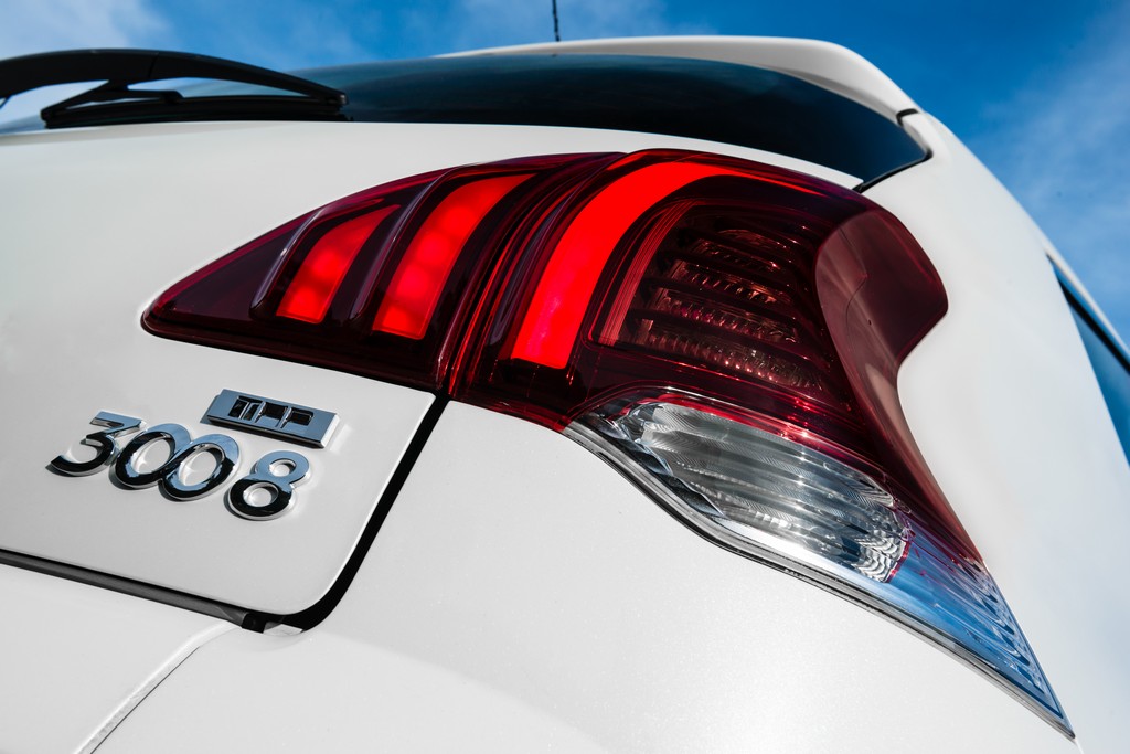 PEUGEOT 3008 AMPLIA A LISTA DE EQUIPAMENTOS DE SÉRIE, foto 47