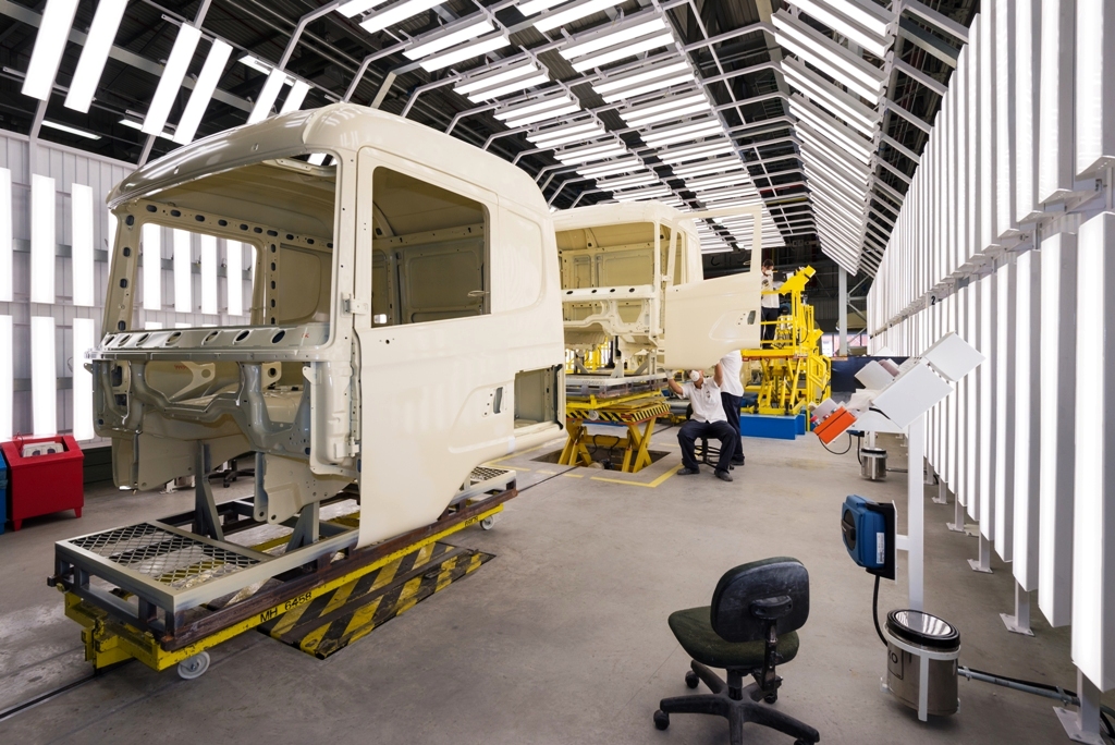 SCANIA INAUGURA NOVA FÁBRICA DE PINTURA DE CABINAS NO BRASIL, foto 9