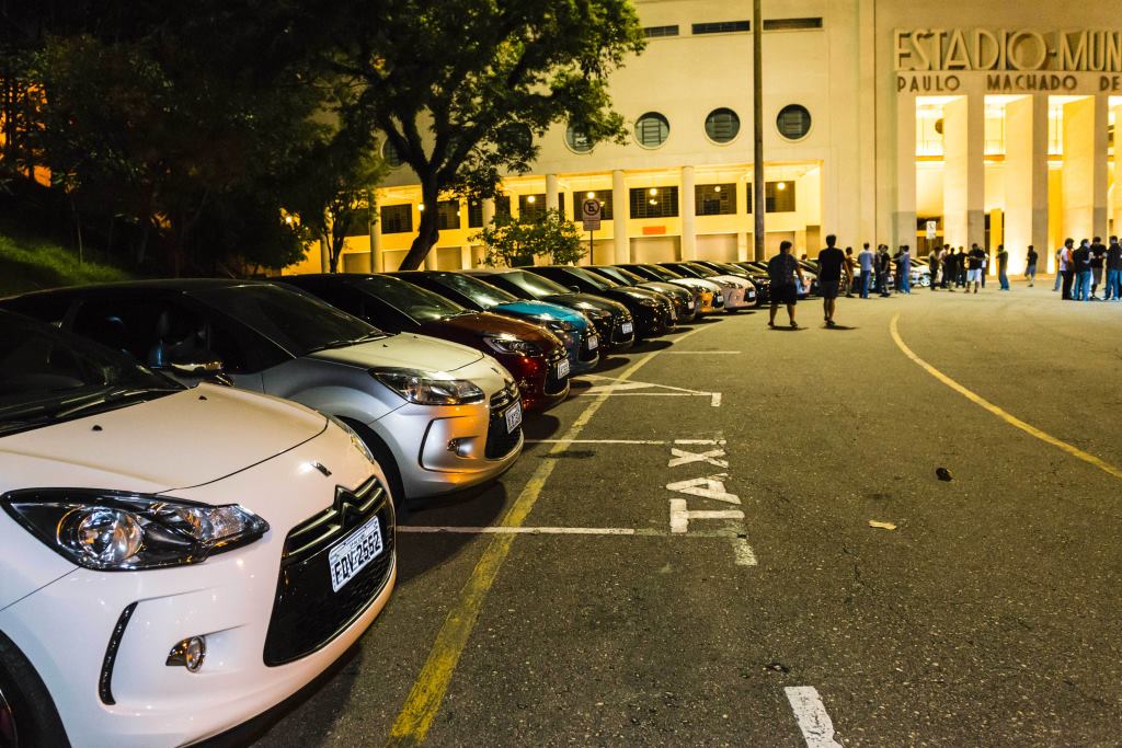 ENCONTRO SEMANAL DO CLUBE DS EM SÃO PAULO RECEBE VISITA INESPERADA DO EXCLUSIVO DS 3 FAUBOURG ADDICT, foto 3