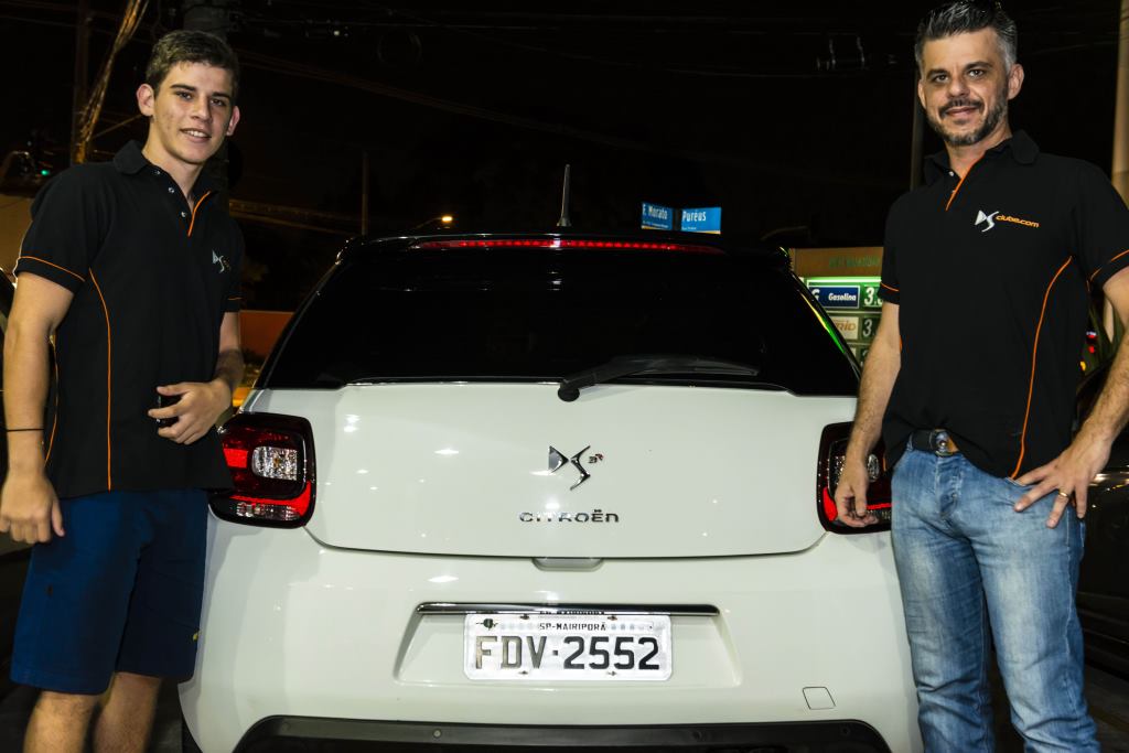 ENCONTRO SEMANAL DO CLUBE DS EM SÃO PAULO RECEBE VISITA INESPERADA DO EXCLUSIVO DS 3 FAUBOURG ADDICT, foto 4