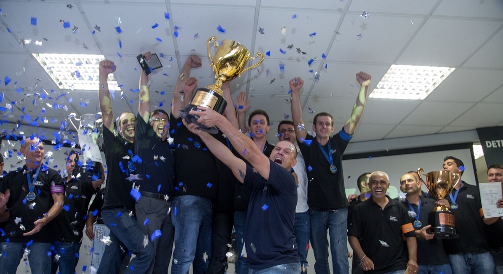BRASDIESEL DE IJUÍ (RS) CONQUISTA TÍTULO DE MELHOR EQUIPE DE SERVIÇOS DA SCANIA NO BRASIL, foto 1
