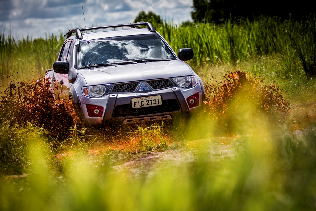 CURSO DE RALLY DA MITSUBISHI ENSINA NOVATOS E EXPERIENTES OS SEGREDOS DAS TÉCNICAS OFF-ROAD, foto 1