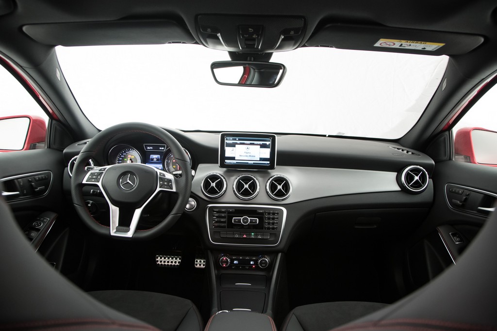 MERCEDES-BENZ APRESENTA O NOVO GLA 250 COM MAIS POTÊNCIA E DINAMISMO, foto 89