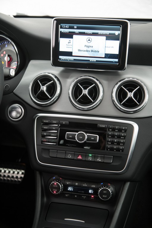 MERCEDES-BENZ APRESENTA O NOVO GLA 250 COM MAIS POTÊNCIA E DINAMISMO, foto 97
