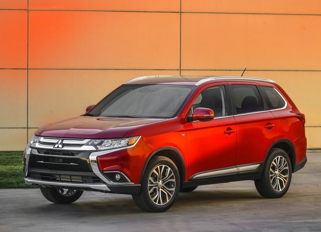 MITSUBISHI MOSTRA O OUTLANDER RENOVADO EM NEW YORK, foto 6