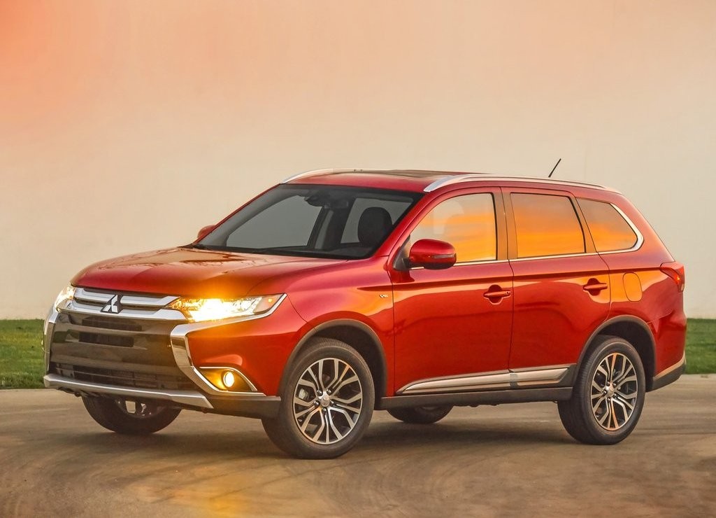 MITSUBISHI MOSTRA O OUTLANDER RENOVADO EM NEW YORK, foto 11