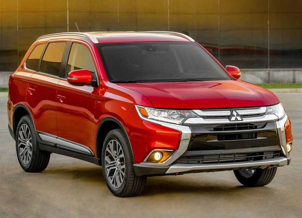MITSUBISHI MOSTRA O OUTLANDER RENOVADO EM NEW YORK, foto 15