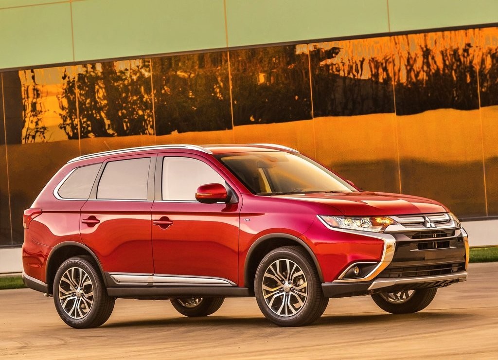 MITSUBISHI MOSTRA O OUTLANDER RENOVADO EM NEW YORK, foto 17