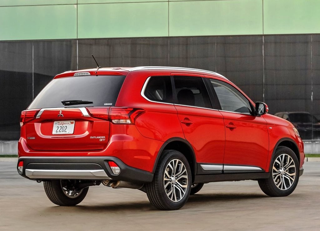 MITSUBISHI MOSTRA O OUTLANDER RENOVADO EM NEW YORK, foto 26