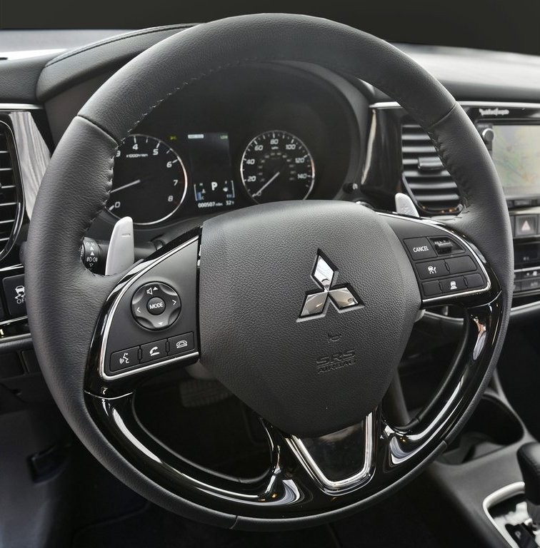 MITSUBISHI MOSTRA O OUTLANDER RENOVADO EM NEW YORK, foto 47