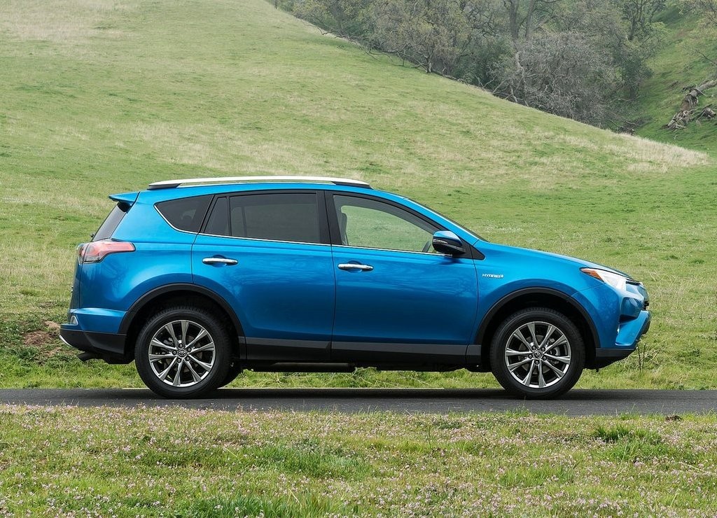 TOYOTA RAV4 HYBRID CHEGARÁ AO MERCADO EM 2016, foto 9