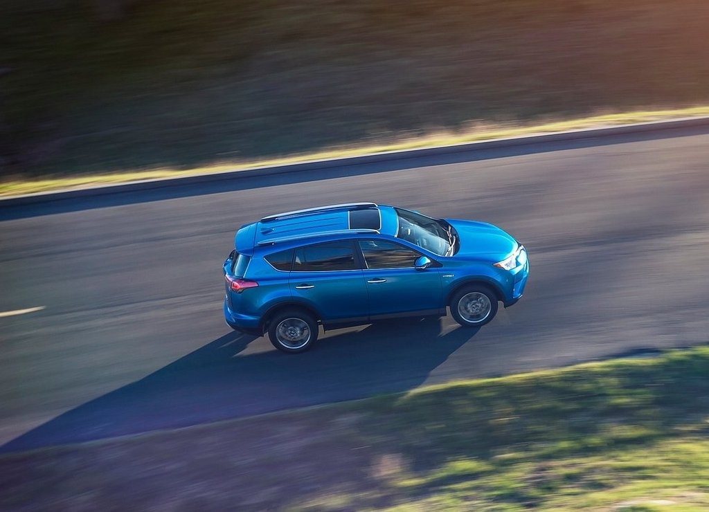 TOYOTA RAV4 HYBRID CHEGARÁ AO MERCADO EM 2016, foto 10