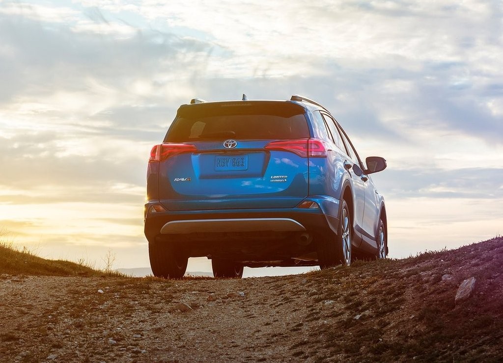 TOYOTA RAV4 HYBRID CHEGARÁ AO MERCADO EM 2016, foto 14