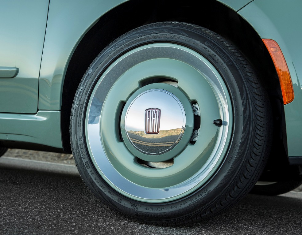FIAT 500 VINTAGE 57 EDITION TAMBÉM NA VERSÃO CABRIOLET, foto 3