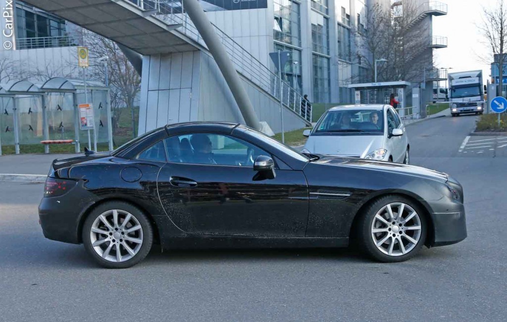 NOVO MERCEDES-BENZ SLC CHEGA EM MARÇO DE 2016, foto 5