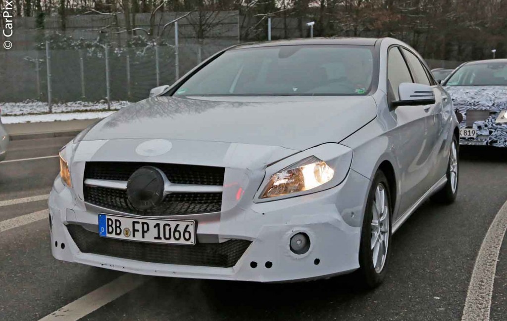 MERCEDES-BENZ PREPARA A ATUALIZAÇÃO DO A CLASS, foto 1