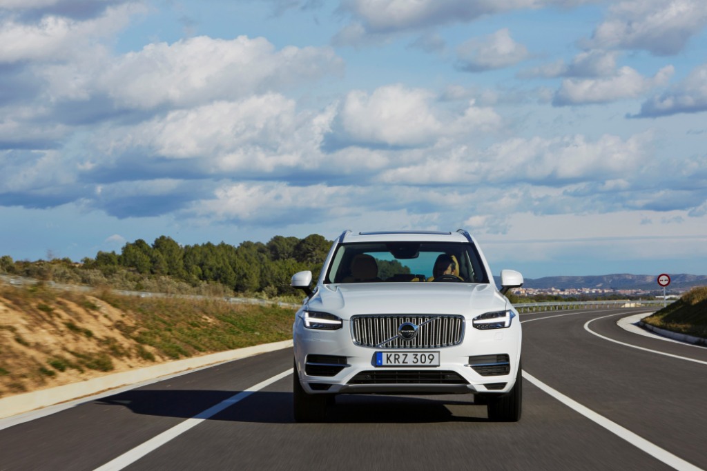VOLVO LANÇA O XC90 T8 TWIN ENGINE PLUG-IN HYBRID, foto 1