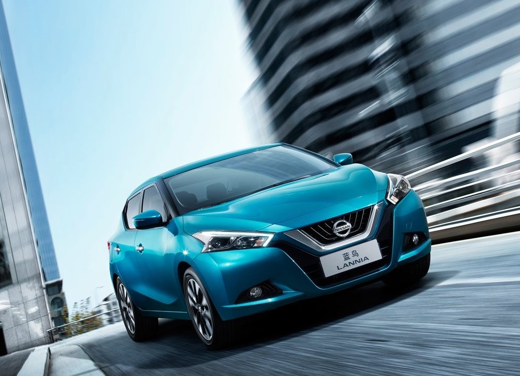 NISSAN APRESENTA SEDAN VOLTADO AOS JOVENS NO SALÃO DO AUTOMÓVEL DE XANGAI, foto 2