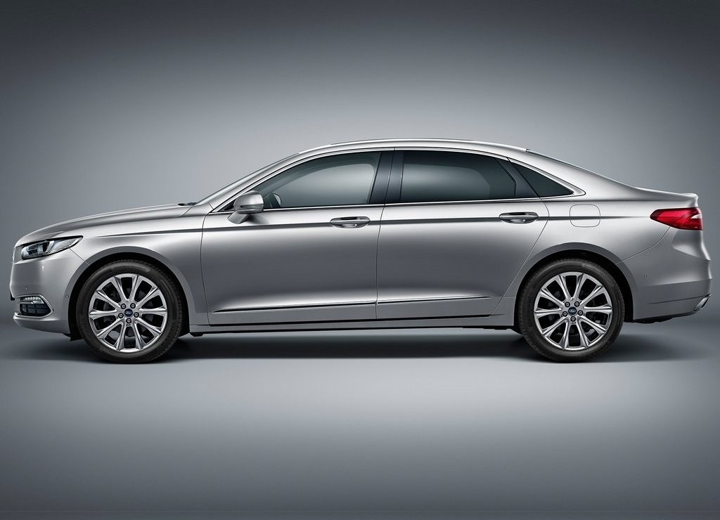 FORD REVELA EM XANGAI O TAURUS 2016, foto 2