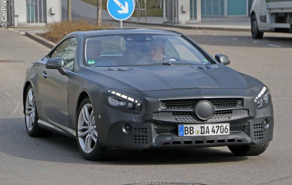 MERCEDES-BENZ RENOVARÁ O EMBLEMÁTICO MODELO SL, foto 2