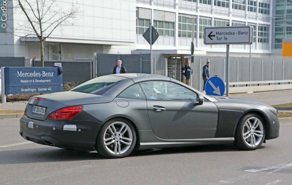 MERCEDES-BENZ RENOVARÁ O EMBLEMÁTICO MODELO SL, foto 7