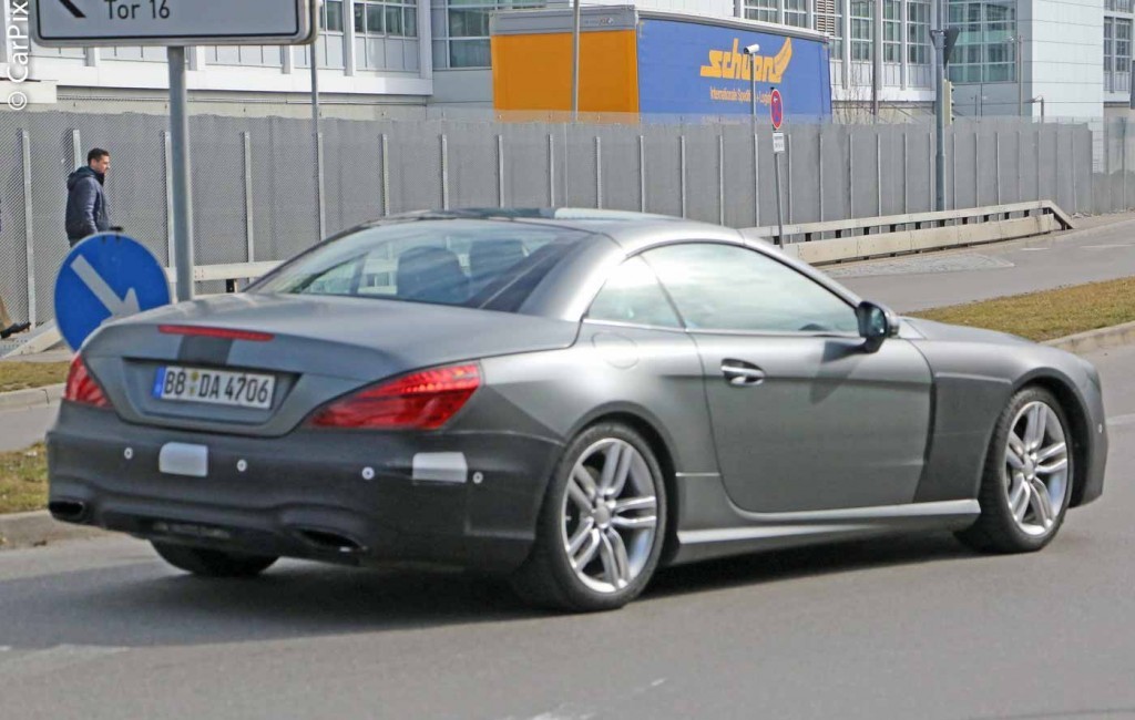 MERCEDES-BENZ RENOVARÁ O EMBLEMÁTICO MODELO SL, foto 8