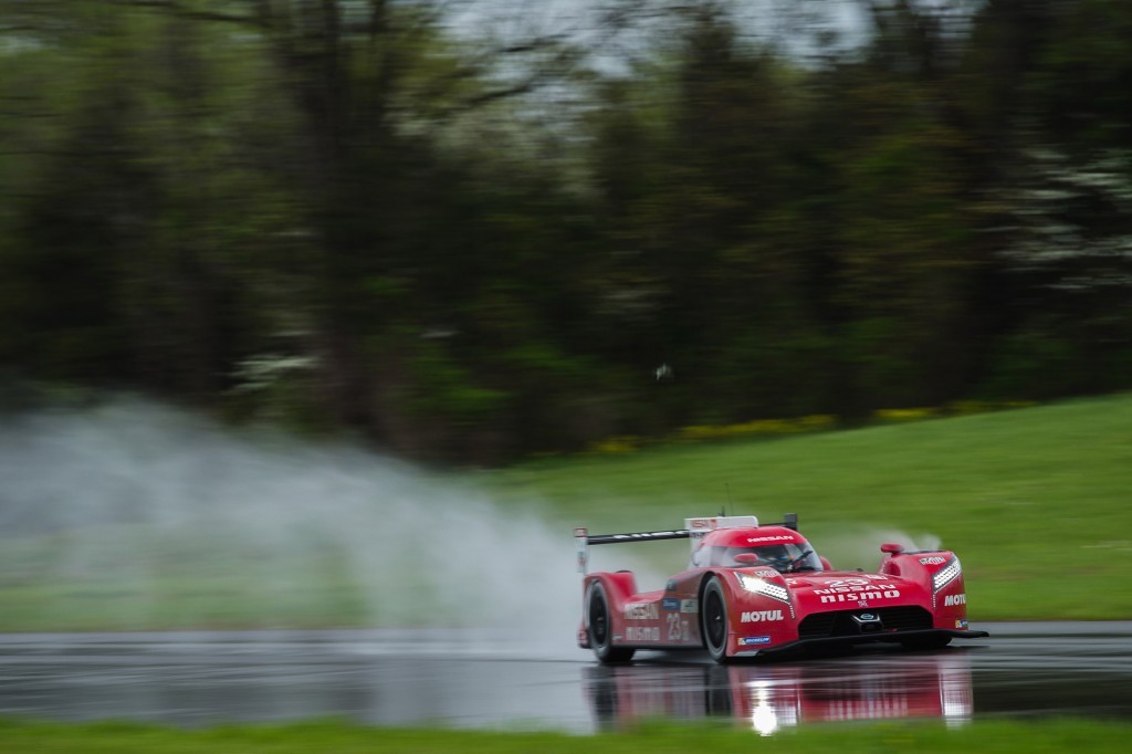 NISSAN GT-R LM NISMO SEGUE EM TESTES, foto 5