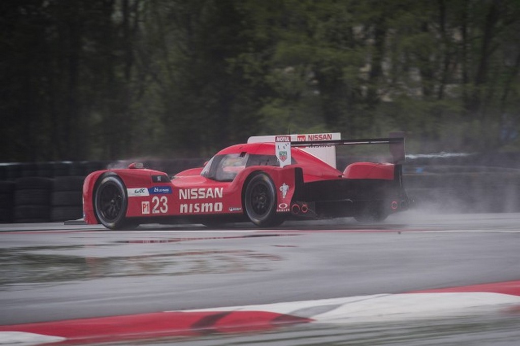 NISSAN GT-R LM NISMO SEGUE EM TESTES, foto 13