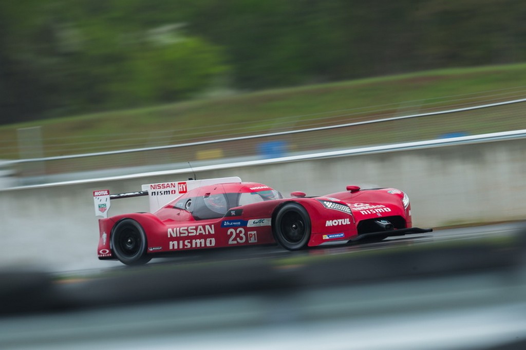 NISSAN GT-R LM NISMO SEGUE EM TESTES, foto 14