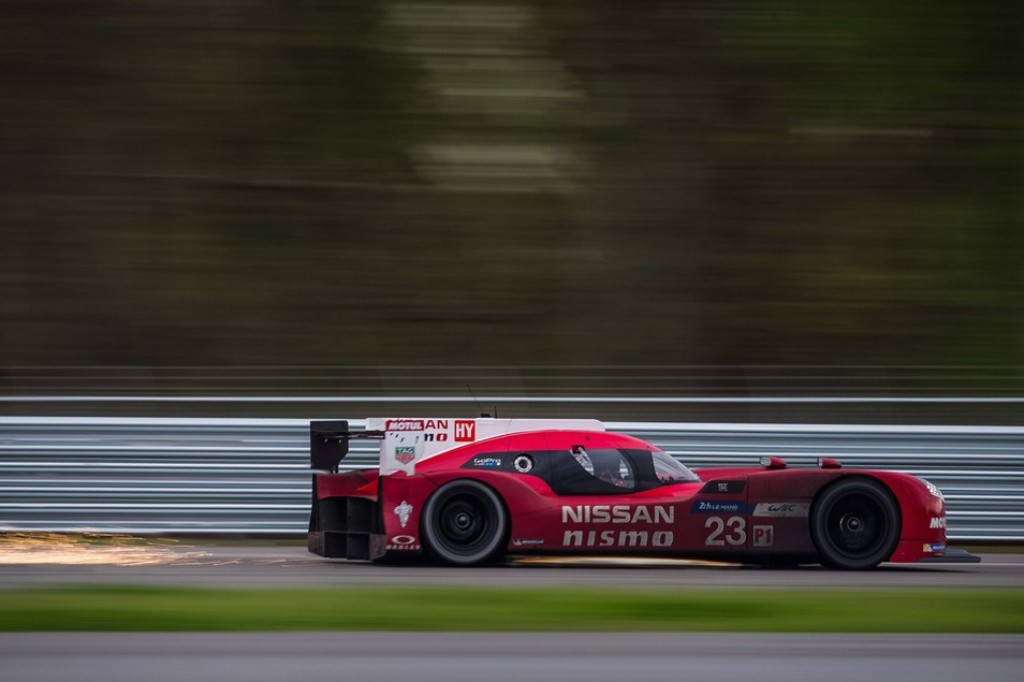 NISSAN GT-R LM NISMO SEGUE EM TESTES, foto 17