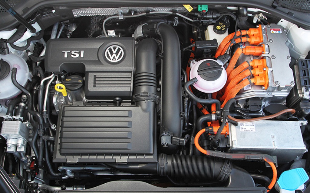 VW GOLF GTE CHEGA EM MAIO NA EUROPA, foto 13