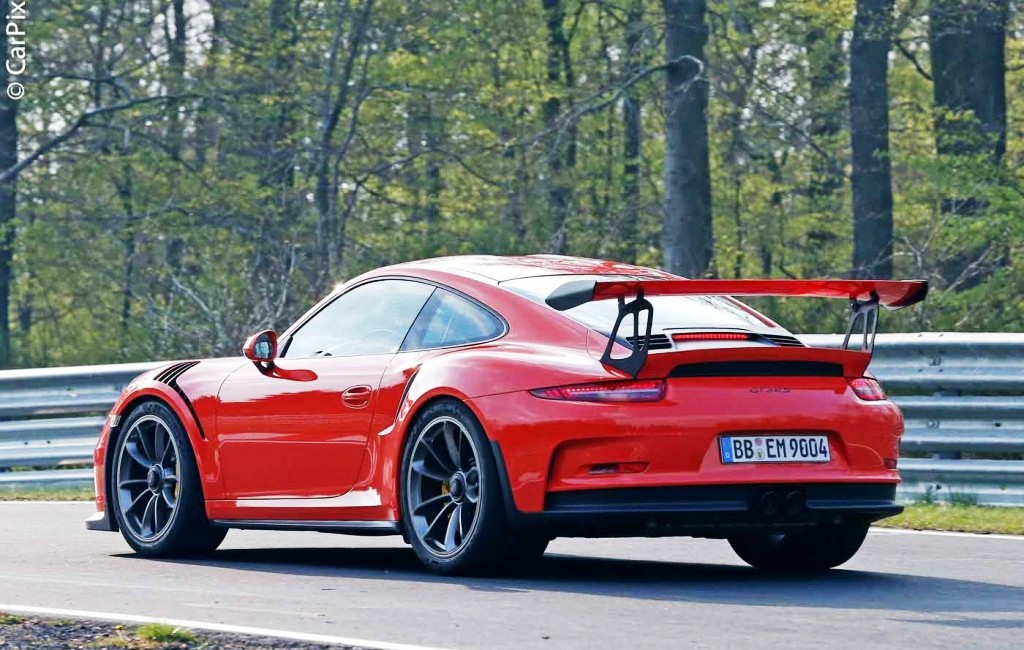 MARK WEBBER COM O NOVO PORSCHE 911 GT3 RS EM NÜRBURGRING, foto 5