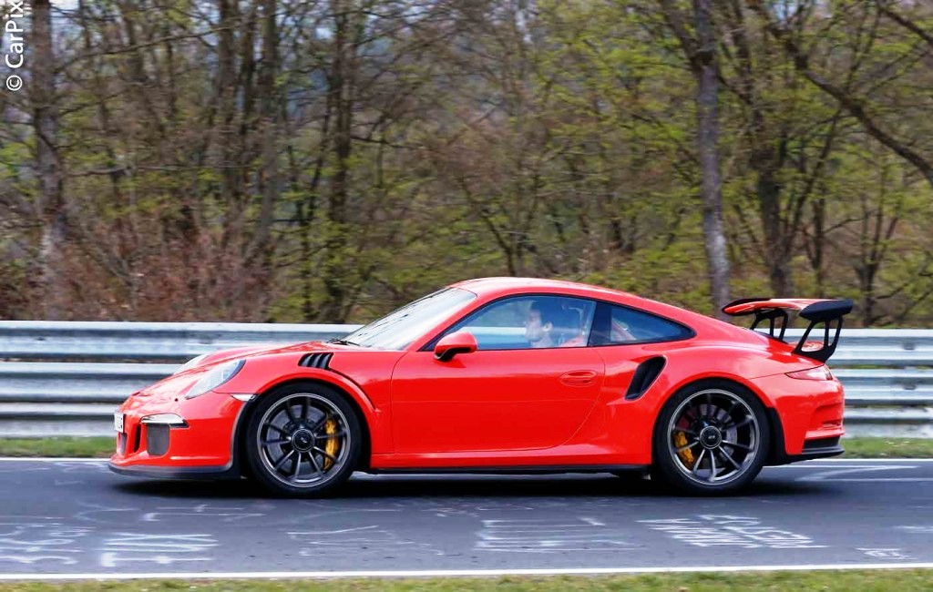 MARK WEBBER COM O NOVO PORSCHE 911 GT3 RS EM NÜRBURGRING, foto 9