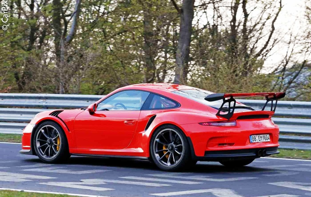 MARK WEBBER COM O NOVO PORSCHE 911 GT3 RS EM NÜRBURGRING, foto 10