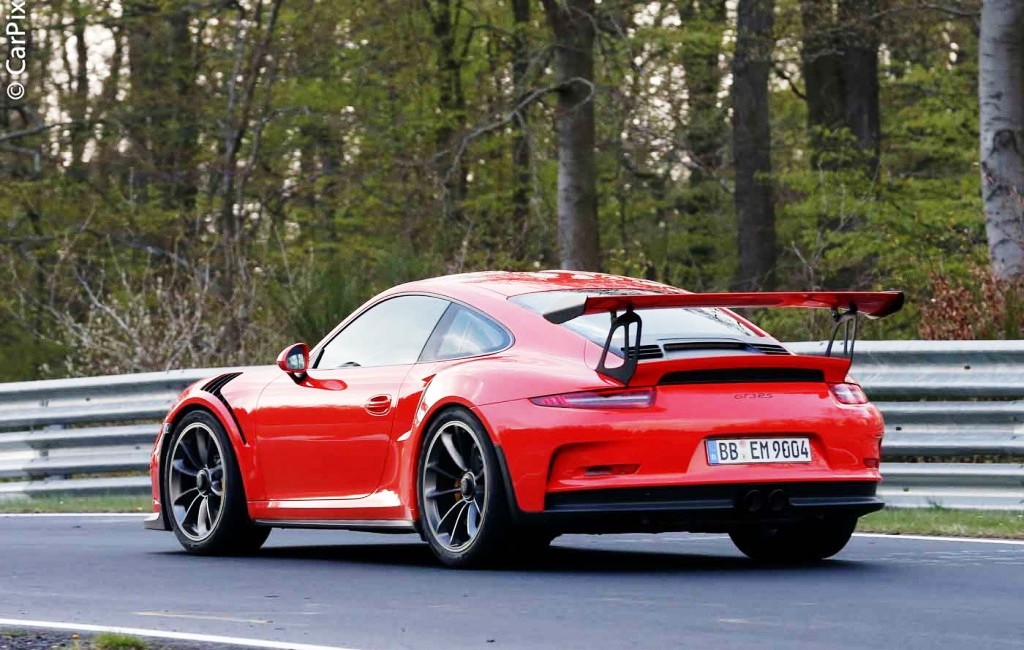 MARK WEBBER COM O NOVO PORSCHE 911 GT3 RS EM NÜRBURGRING, foto 11
