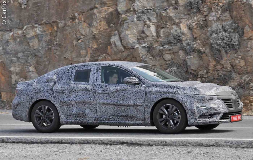 SUCESSOR DO RENAULT LAGUNA ESTÁ QUASE PRONTO, foto 4