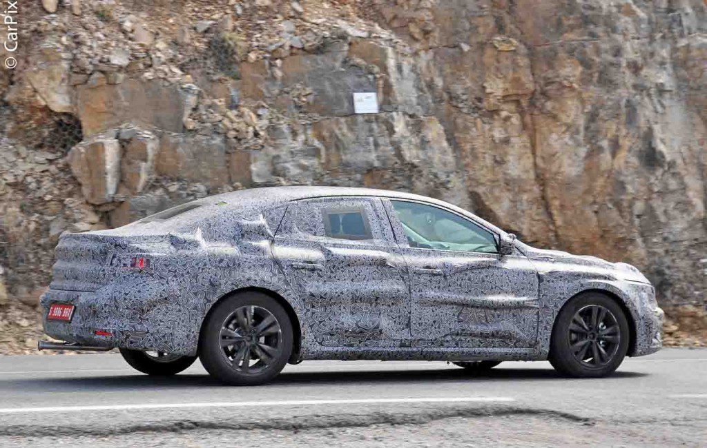 SUCESSOR DO RENAULT LAGUNA ESTÁ QUASE PRONTO, foto 6