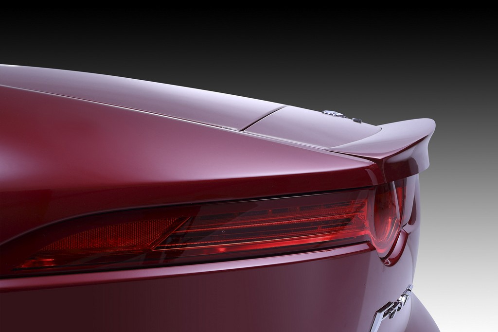 PIECHA DESIGN APRESENTA SUA VERSÃO PARA O JAGUAR F-TYPE, foto 10