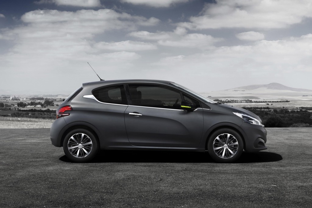 PEUGEOT 208 BlueHDi DE SÉRIE FAZ 50 KM/L, foto 10