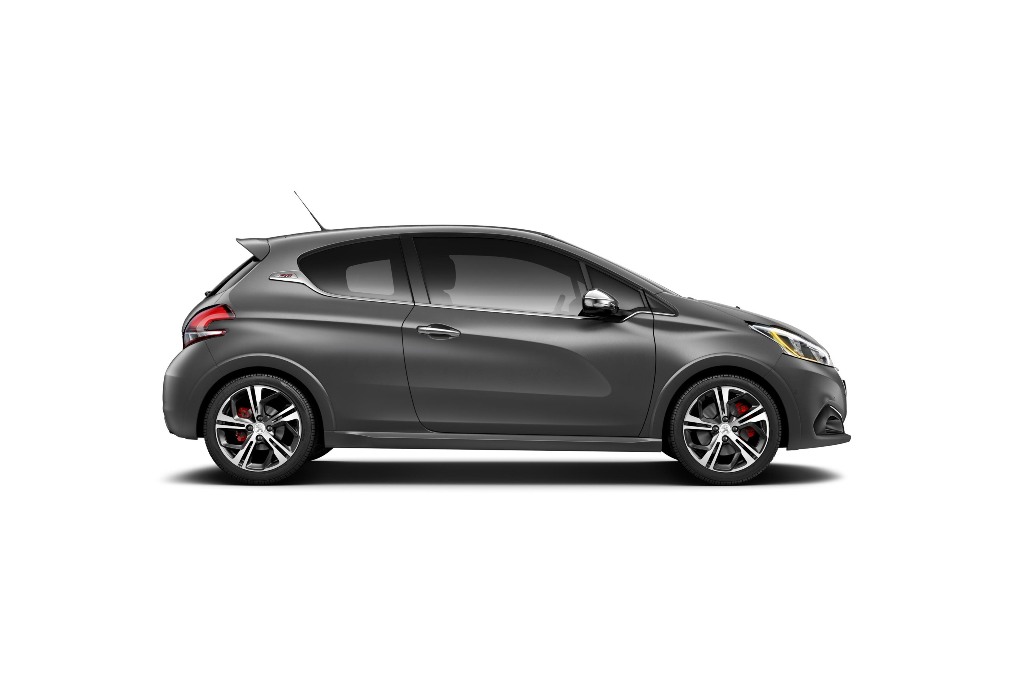 PEUGEOT 208 BlueHDi DE SÉRIE FAZ 50 KM/L, foto 21