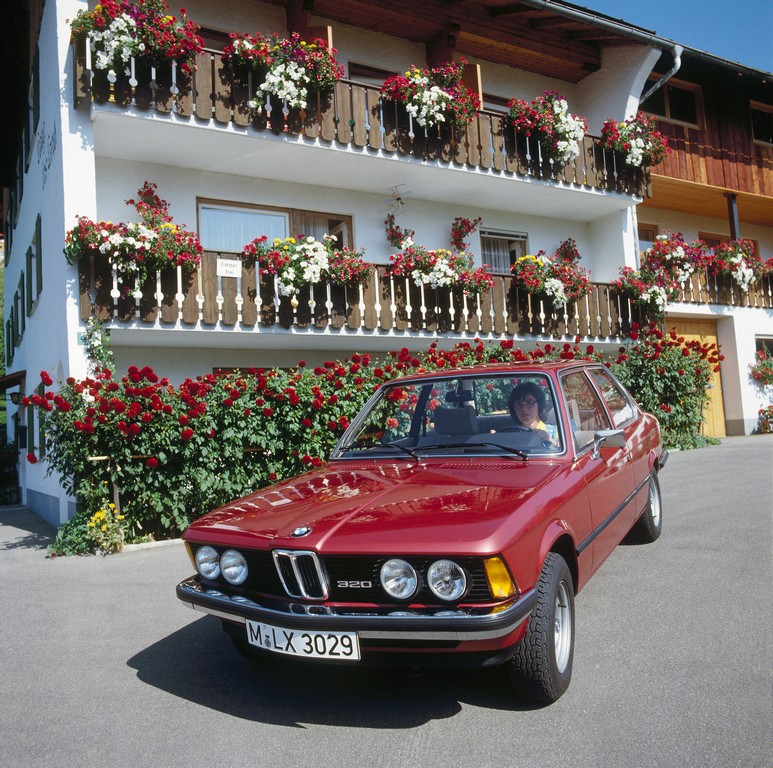 BMW SÉRIE 3 COMEMORA 40 ANOS DE LANÇAMENTO MUNDIAL, foto 14